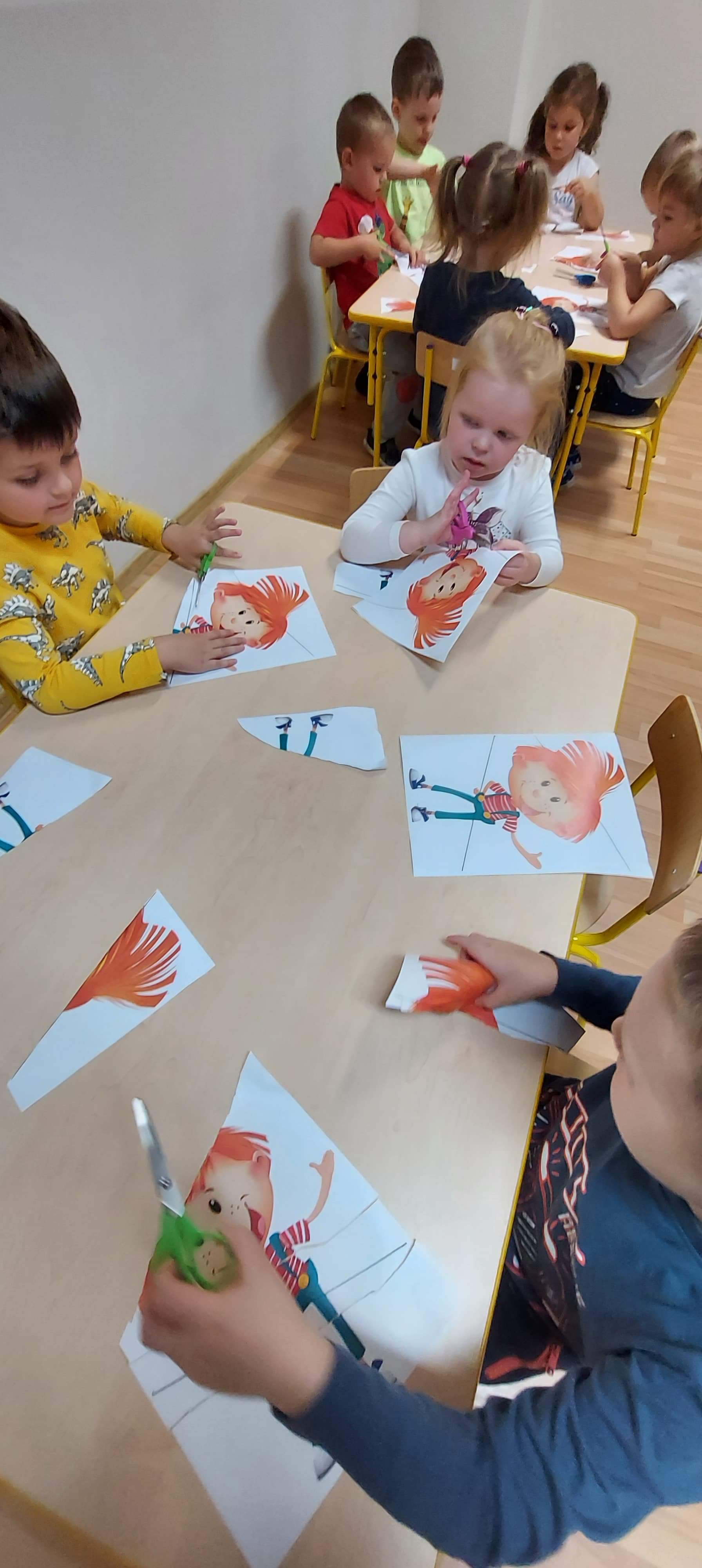 Dzień wieżowców - zabawy ruchowe - karty pracy - Przedszkole Stokrotka ...